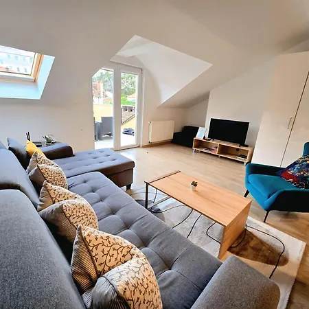 Center Apartment *