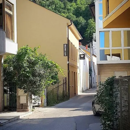 Apartment Center